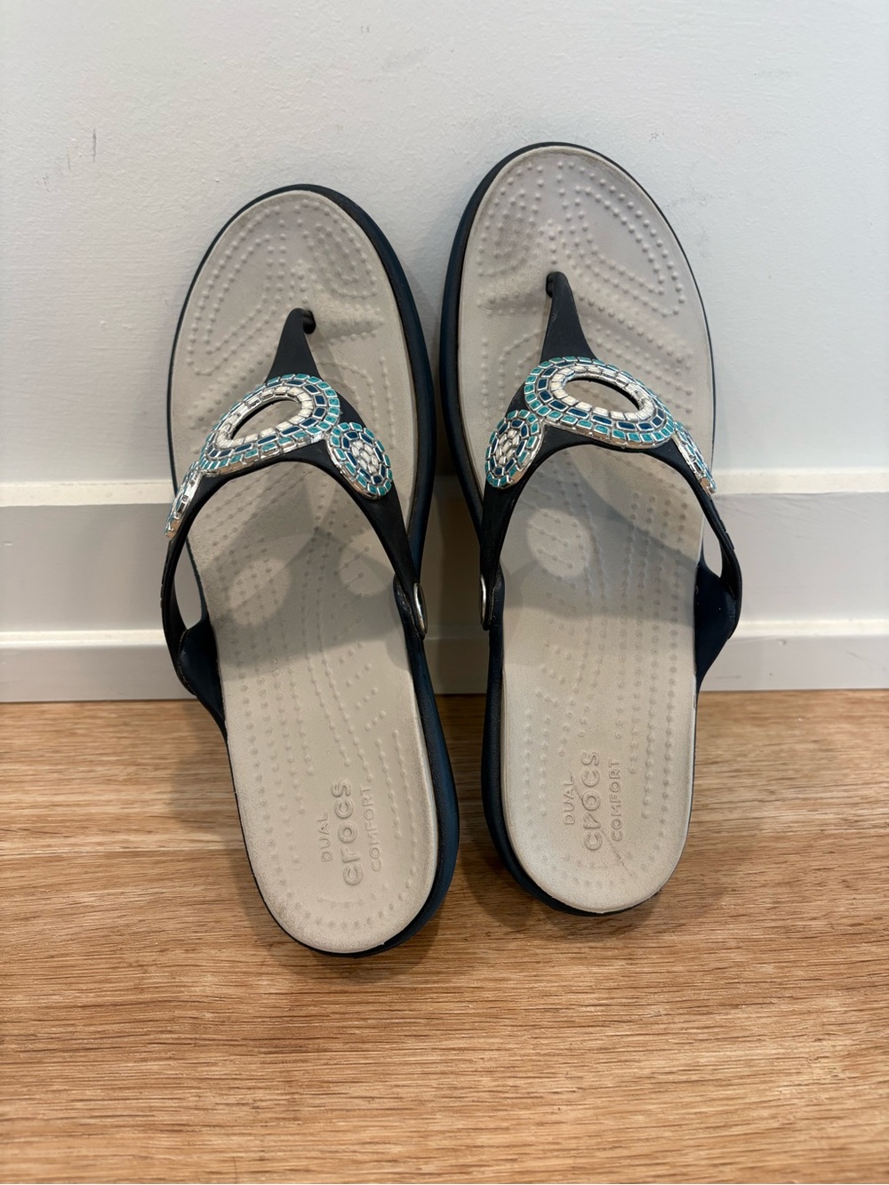 CROCS Sarah Diamante Wedge Flip Sandals Dual Comfort in Navy and Turquoise 8 - Picture 7 of 11